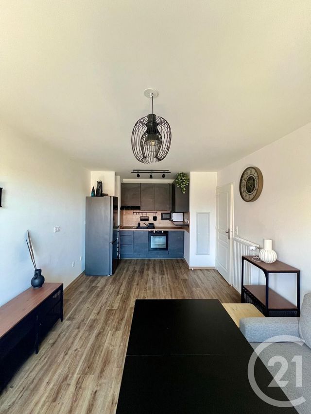 Appartement F2 à louer - 2 pièces - 38.67 m2 - LE PLESSIS BELLEVILLE - 60 - PICARDIE - Century 21 Gp Immobilier