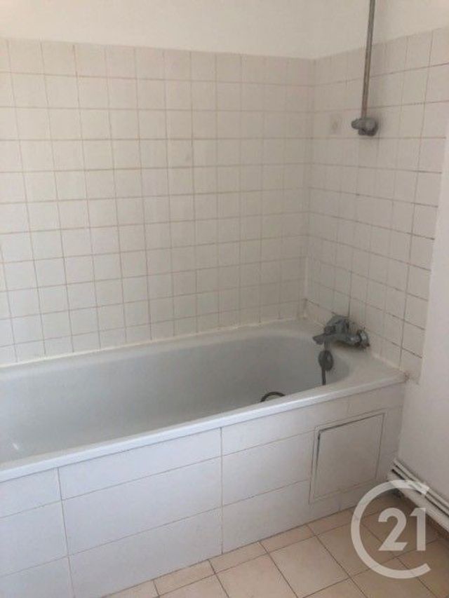 Appartement F2 à louer - 2 pièces - 31.14 m2 - JUILLY - 77 - ILE-DE-FRANCE - Century 21 Gp Immobilier