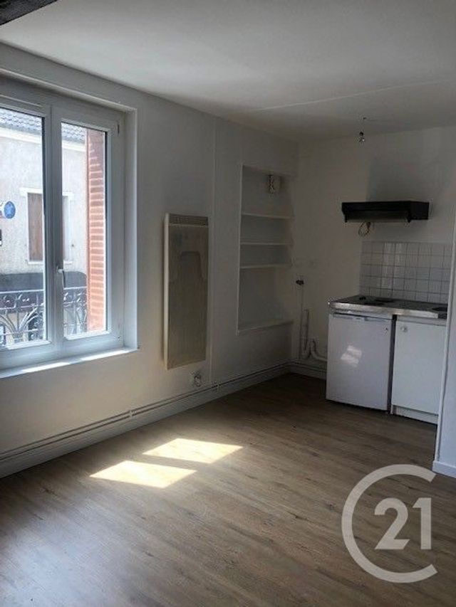 Appartement F2 à louer - 2 pièces - 31.14 m2 - JUILLY - 77 - ILE-DE-FRANCE - Century 21 Gp Immobilier