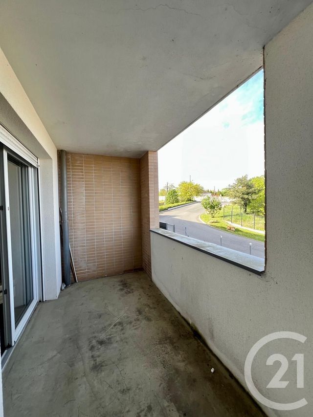 Appartement F2 à louer - 2 pièces - 40.7 m2 - VILLENOY - 77 - ILE-DE-FRANCE - Century 21 Gp Immobilier