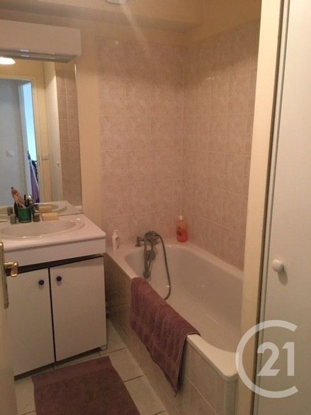 Appartement Studio à louer - 1 pièce - 27.94 m2 - DAMMARTIN EN GOELE - 77 - ILE-DE-FRANCE - Century 21 Gp Immobilier