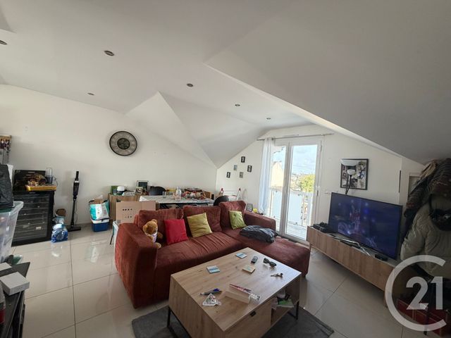Appartement F3 à louer - 3 pièces - 79.55 m2 - TREMBLAY EN FRANCE - 93 - ILE-DE-FRANCE - Century 21 Gp Immobilier