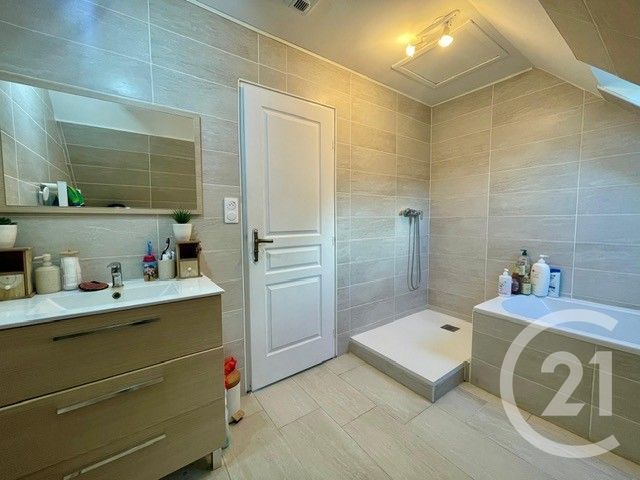 maison à vendre - 6 pièces - 110.0 m2 - LE PLESSIS BELLEVILLE - 60 - PICARDIE - Century 21 Gp Immobilier