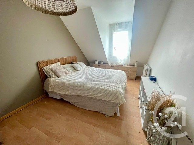 maison à vendre - 6 pièces - 110.0 m2 - LE PLESSIS BELLEVILLE - 60 - PICARDIE - Century 21 Gp Immobilier