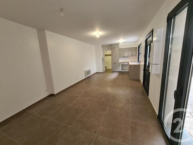 Appartement F2 à louer - 2 pièces - 39.99 m2 - CLAYE SOUILLY - 77 - ILE-DE-FRANCE - Century 21 Gp Immobilier