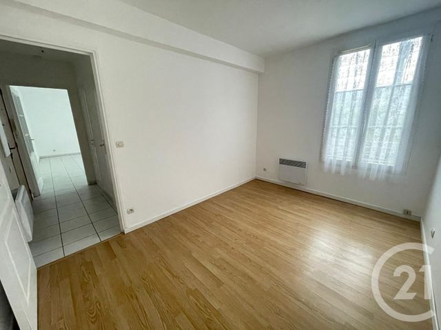 Appartement F2 à vendre - 2 pièces - 38.38 m2 - DAMMARTIN EN GOELE - 77 - ILE-DE-FRANCE - Century 21 Gp Immobilier