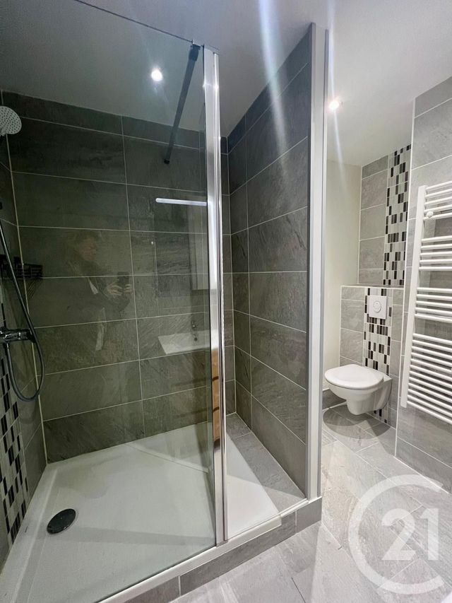 Appartement Studio à louer - 1 pièce - 28.45 m2 - LE PLESSIS BELLEVILLE - 60 - PICARDIE - Century 21 Gp Immobilier
