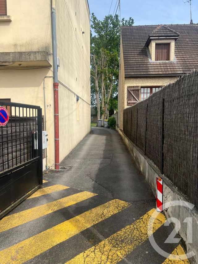 parking à vendre - 385.0 m2 - CLAYE SOUILLY - 77 - ILE-DE-FRANCE - Century 21 Gp Immobilier