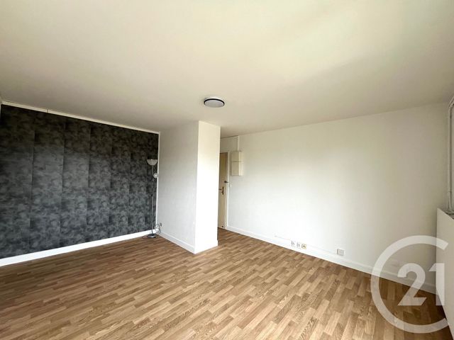 Appartement Studio à louer - 1 pièce - 28.61 m2 - LE PLESSIS BELLEVILLE - 60 - PICARDIE - Century 21 Gp Immobilier
