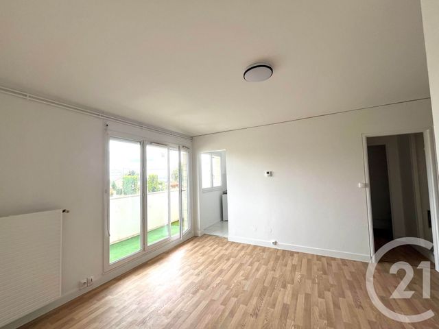 Appartement Studio à louer LE PLESSIS BELLEVILLE