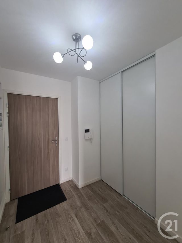 Appartement F2 à louer - 2 pièces - 44.82 m2 - LE PLESSIS BELLEVILLE - 60 - PICARDIE - Century 21 Gp Immobilier