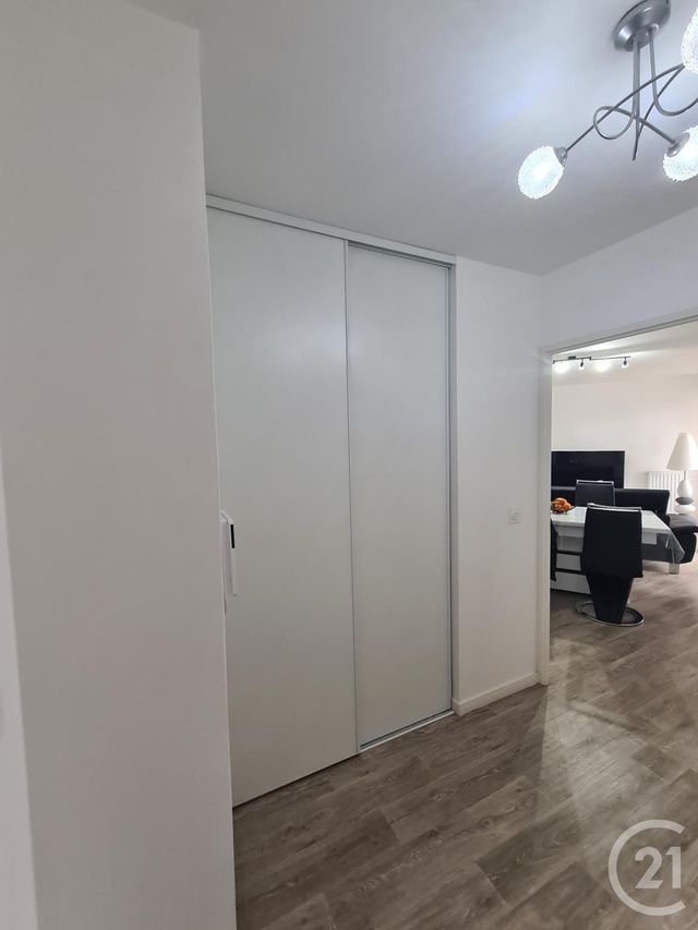 Appartement F2 à louer - 2 pièces - 44.82 m2 - LE PLESSIS BELLEVILLE - 60 - PICARDIE - Century 21 Gp Immobilier