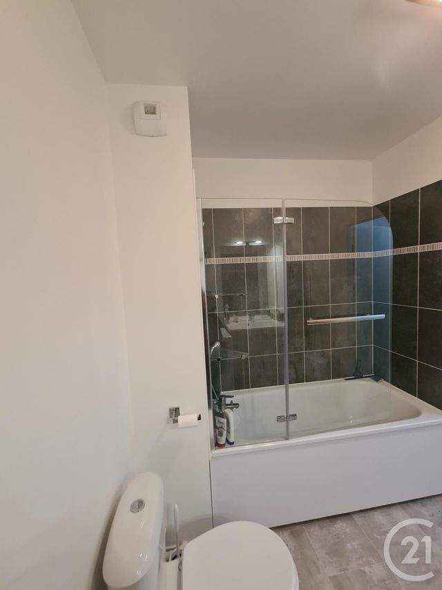 Appartement F2 à louer - 2 pièces - 44.82 m2 - LE PLESSIS BELLEVILLE - 60 - PICARDIE - Century 21 Gp Immobilier