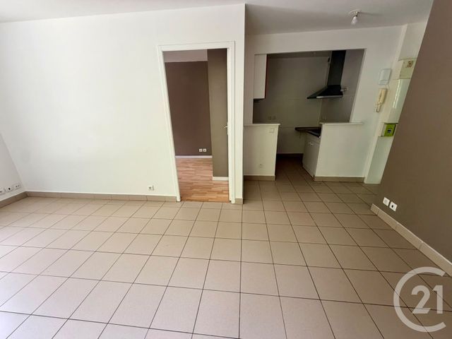 Appartement F2 bis à vendre - 3 pièces - 47.0 m2 - DAMMARTIN EN GOELE - 77 - ILE-DE-FRANCE - Century 21 Gp Immobilier