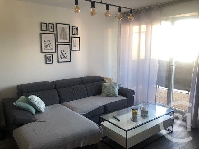 Appartement F2 à vendre - 2 pièces - 41.2 m2 - MEAUX - 77 - ILE-DE-FRANCE - Century 21 Gp Immobilier