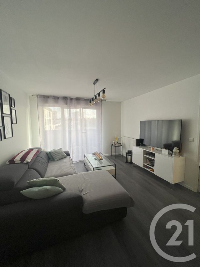 Appartement F2 à vendre - 2 pièces - 41.2 m2 - MEAUX - 77 - ILE-DE-FRANCE - Century 21 Gp Immobilier