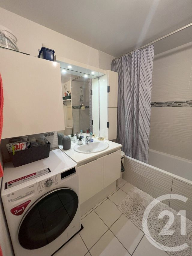 Appartement F2 à vendre - 2 pièces - 41.2 m2 - MEAUX - 77 - ILE-DE-FRANCE - Century 21 Gp Immobilier