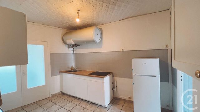Appartement F3 à louer - 3 pièces - 54.24 m2 - PROVINS - 77 - ILE-DE-FRANCE - Century 21 Gp Immobilier