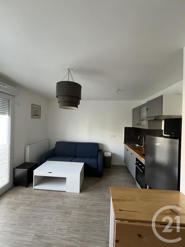 Appartement Studio à louer - 1 pièce - 23.87 m2 - MEAUX - 77 - ILE-DE-FRANCE - Century 21 Gp Immobilier