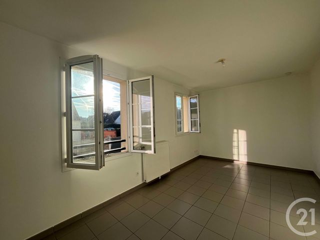 Appartement F1 à louer - 1 pièce - 29.37 m2 - NANTEUIL LE HAUDOUIN - 60 - PICARDIE - Century 21 Gp Immobilier