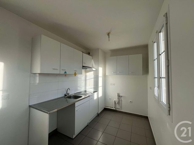 Appartement F1 à louer - 1 pièce - 29.37 m2 - NANTEUIL LE HAUDOUIN - 60 - PICARDIE - Century 21 Gp Immobilier