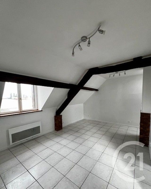 Appartement F2 à louer MARCHEMORET