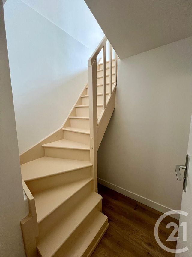 Appartement Studio à louer - 1 pièce - 15.95 m2 - DAMMARTIN EN GOELE - 77 - ILE-DE-FRANCE - Century 21 Gp Immobilier