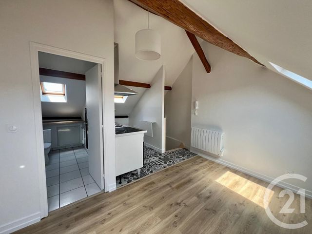 Appartement Studio à louer - 1 pièce - 15.95 m2 - DAMMARTIN EN GOELE - 77 - ILE-DE-FRANCE - Century 21 Gp Immobilier