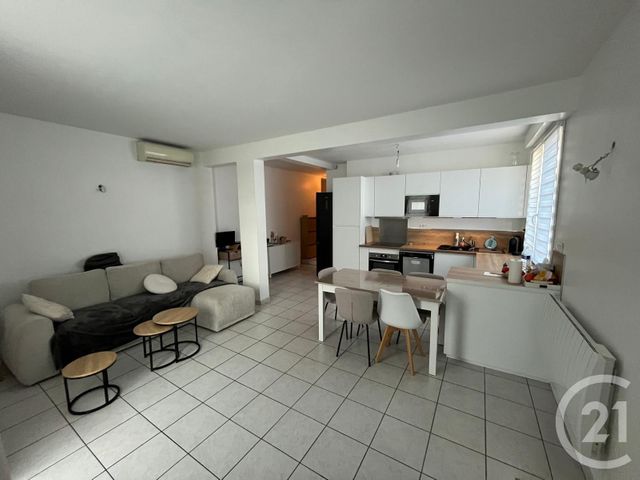 Appartement F4 à vendre - 4 pièces - 74.13 m2 - DAMMARTIN EN GOELE - 77 - ILE-DE-FRANCE - Century 21 Gp Immobilier
