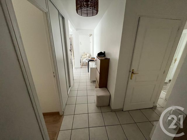 Appartement F4 à vendre - 4 pièces - 74.13 m2 - DAMMARTIN EN GOELE - 77 - ILE-DE-FRANCE - Century 21 Gp Immobilier