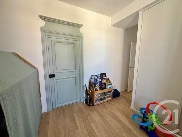Appartement F3 à louer - 3 pièces - 59.4 m2 - JUILLY - 77 - ILE-DE-FRANCE - Century 21 Gp Immobilier