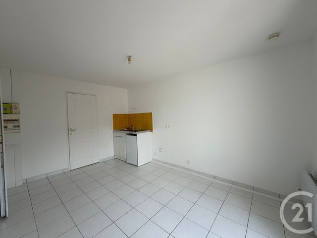 Appartement Studio à louer - 1 pièce - 17.3 m2 - PENCHARD - 77 - ILE-DE-FRANCE - Century 21 Gp Immobilier