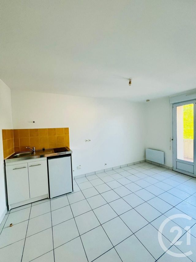 Appartement Studio à louer - 1 pièce - 17.3 m2 - PENCHARD - 77 - ILE-DE-FRANCE - Century 21 Gp Immobilier