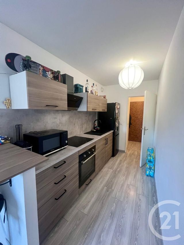 Appartement F1 à louer - 1 pièce - 38.29 m2 - LONGPERRIER - 77 - ILE-DE-FRANCE - Century 21 Gp Immobilier