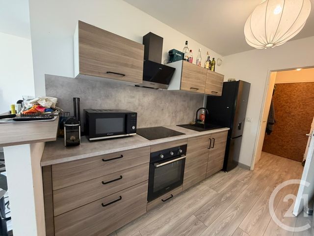 Appartement F1 à louer - 1 pièce - 38.29 m2 - LONGPERRIER - 77 - ILE-DE-FRANCE - Century 21 Gp Immobilier