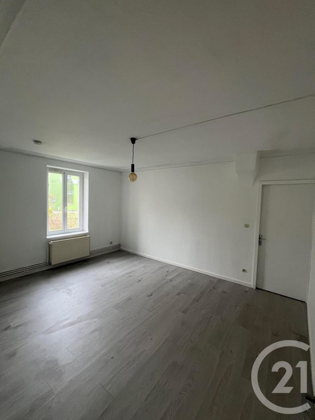 Appartement F2 à louer - 2 pièces - 52.6 m2 - LE PLESSIS BELLEVILLE - 60 - PICARDIE - Century 21 Gp Immobilier