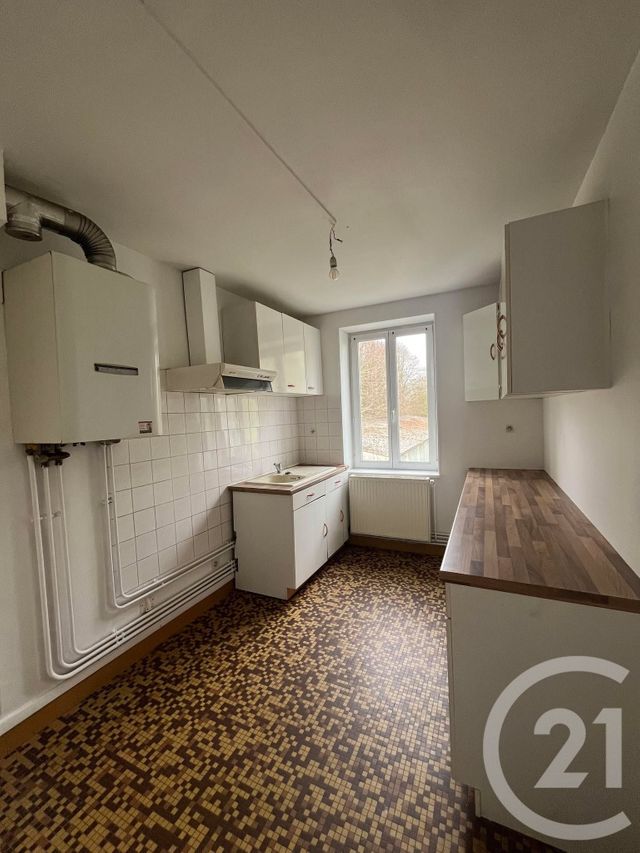 Appartement F2 à louer - 2 pièces - 52.6 m2 - LE PLESSIS BELLEVILLE - 60 - PICARDIE - Century 21 Gp Immobilier