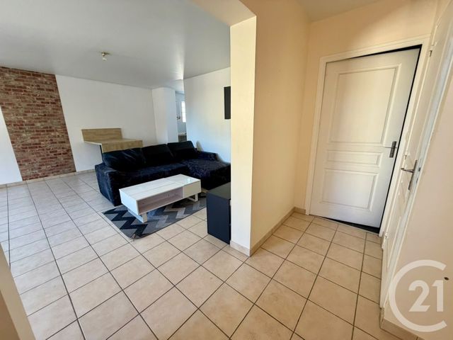 Appartement F3 à vendre - 3 pièces - 75.56 m2 - CREPY EN VALOIS - 60 - PICARDIE - Century 21 Gp Immobilier