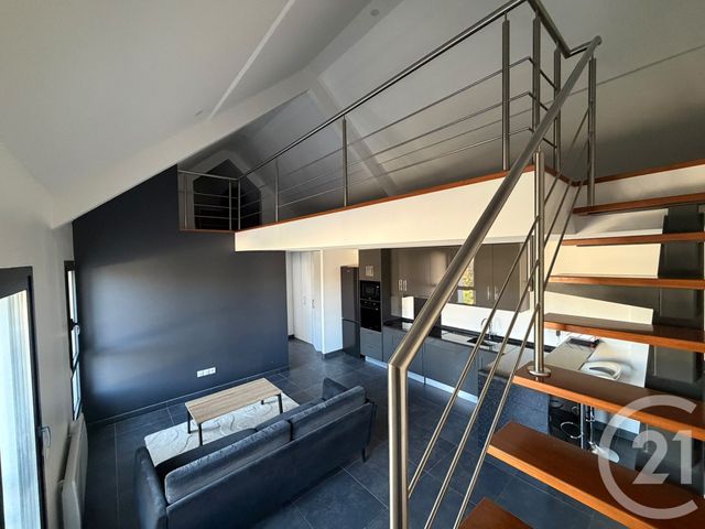Appartement Duplex à louer - 3 pièces - 54.47 m2 - MESSY - 77 - ILE-DE-FRANCE - Century 21 Gp Immobilier