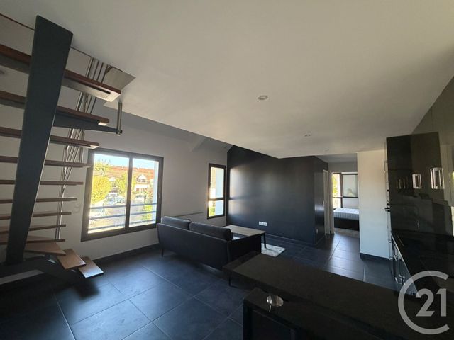 Appartement Duplex à louer - 3 pièces - 54.47 m2 - MESSY - 77 - ILE-DE-FRANCE - Century 21 Gp Immobilier