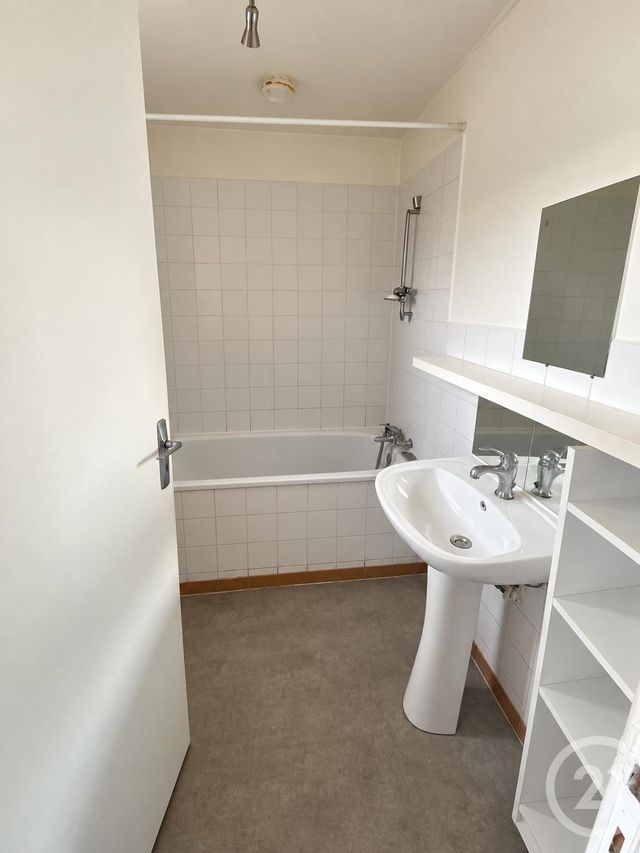 Appartement F1 à vendre - 1 pièce - 37.2 m2 - DAMMARTIN EN GOELE - 77 - ILE-DE-FRANCE - Century 21 Gp Immobilier