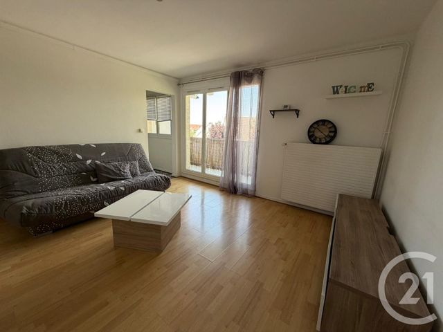 Appartement Studio à louer - 1 pièce - 27.91 m2 - LE PLESSIS BELLEVILLE - 60 - PICARDIE - Century 21 Gp Immobilier