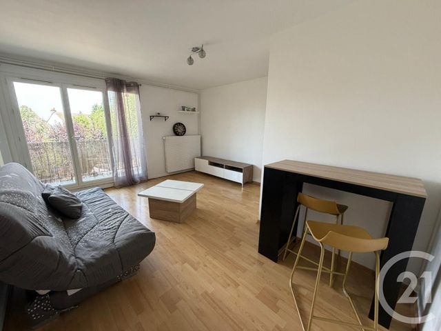Appartement Studio à louer - 1 pièce - 27.91 m2 - LE PLESSIS BELLEVILLE - 60 - PICARDIE - Century 21 Gp Immobilier